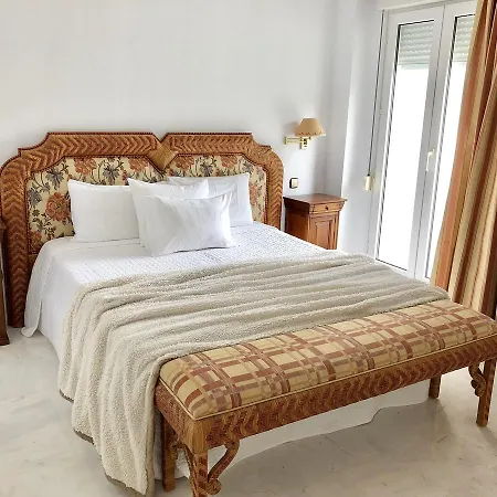 3 Bed, 2 Bath マルベーリャ